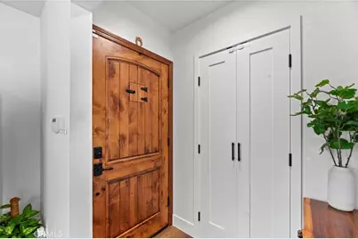 14729 Bassett, Van Nuys, CA 91405 - Photo 3