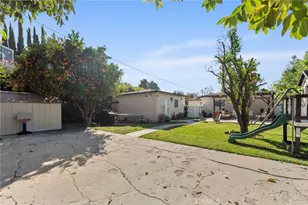 14729 Bassett, Van Nuys, CA 91405 - Photo 23