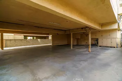 300 E Garfield Avenue, Glendale, CA 91205 - Photo 11