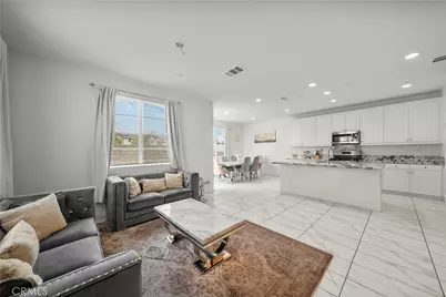 370 Campbell Court, Santa Paula, CA 93060 - Photo 5