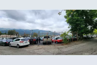 3343 Foothill, La Crescenta, CA 91214 - Photo 3