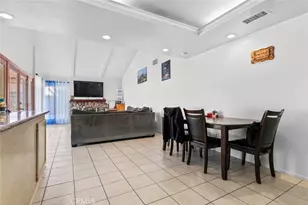 23814 Sarda Rd, Valencia, CA 91355 - Photo 9