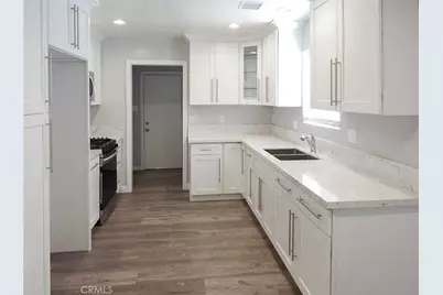 7349 Etiwanda, Reseda, CA 91335 - Photo 11