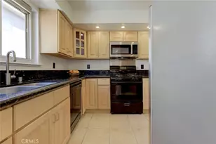 10155 De Soto, Chatsworth, CA 91311 - Photo 17