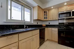 10155 De Soto, Chatsworth, CA 91311 - Photo 13