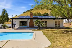 9324 Elben Ave, Los Angeles, CA 91352 - Photo 45