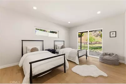 9324 Elben Avenue, Los Angeles, CA 91352 - Photo 33