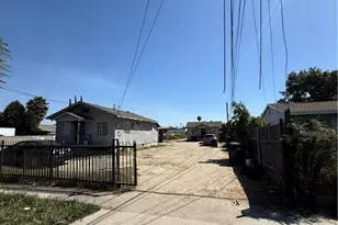 2402 E 126th, Compton, CA 90222 - Photo 3