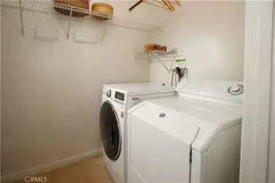 11045 Tamberly Ln, Tujunga, CA 91042 - Photo 37