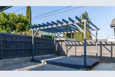 2468 Richelieu Avenue, Los Angeles, CA 90032 - Photo 37