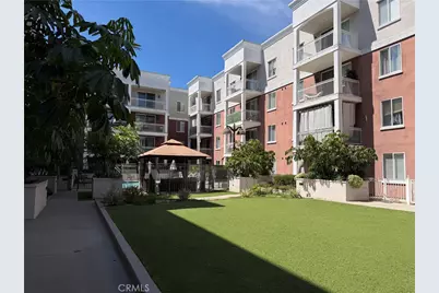 3740 Santa Rosalia Road #Unit 425, Los Angeles, CA 90008 - Photo 21