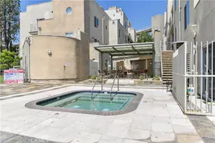 2915 Montrose Ave, Glendale, CA 91214 - Photo 39