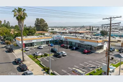 13521 Sherman Way, Van Nuys, CA 91405 - Photo 21