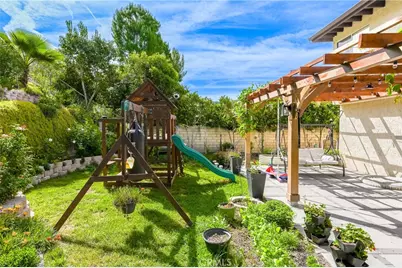 24668 Ebelden Avenue, Newhall, CA 91321 - Photo 23