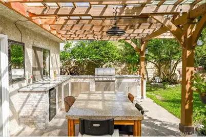 24668 Ebelden Avenue, Newhall, CA 91321 - Photo 19