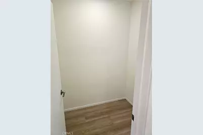 1129 E Broadway Street #A, Glendale, CA 91205 - Photo 11