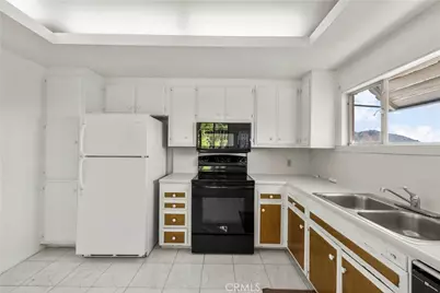 649 Atkins, Glendale, CA 91206 - Photo 9