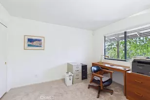 1310 Imperial Dr, Glendale, CA 91207 - Photo 11
