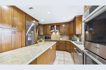 1310 Imperial Drive, Glendale, CA 91207 - Photo 27