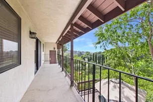 1310 Imperial Dr, Glendale, CA 91207 - Photo 13