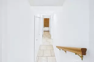 1310 Imperial Dr, Glendale, CA 91207 - Photo 31