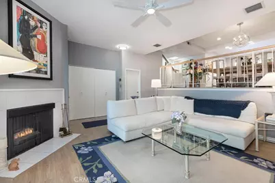 18340 Collins #D, Tarzana, CA 91356 - Photo 9