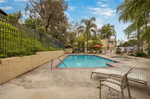 9562 Via Bernardo, Burbank, CA 91504 - Photo 25