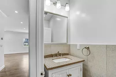 6711 Clybourn, North Hollywood, CA 91606 - Photo 21