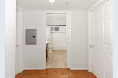 11124 Burbank Boulevard #101, North Hollywood, CA 91601 - Photo 15