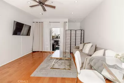 11124 Burbank Boulevard #101, North Hollywood, CA 91601 - Photo 9