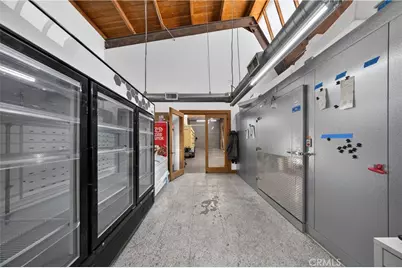 5221 Pacific Boulevard, Huntington Park, CA 90255 - Photo 23