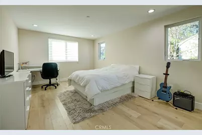 1849 Los Encinos Avenue, Glendale, CA 91208 - Photo 33