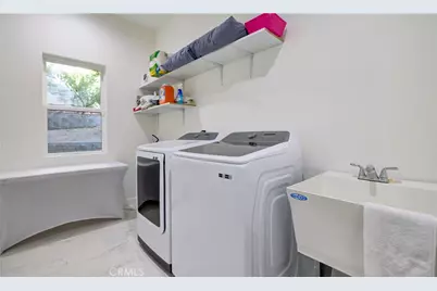 1849 Los Encinos Avenue, Glendale, CA 91208 - Photo 23