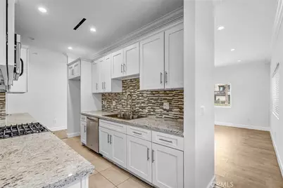 6711 Clybourn, North Hollywood, CA 91606 - Photo 17