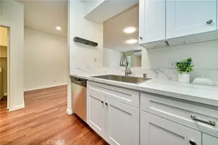 500 S Berendo, Los Angeles, CA 90020 - Photo 11