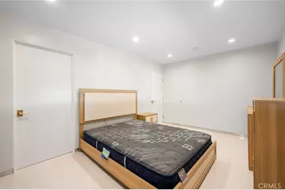 10510 Helendale Avenue, Tujunga, CA 91042 - Photo 21