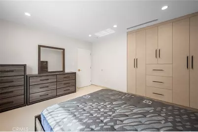 10510 Helendale Avenue, Tujunga, CA 91042 - Photo 27