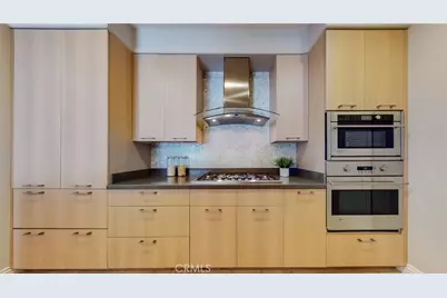 568 Caruso Avenue, Glendale, CA 91210 - Photo 9