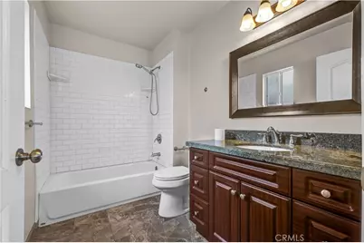 12731 Victory, North Hollywood, CA 91606 - Photo 21