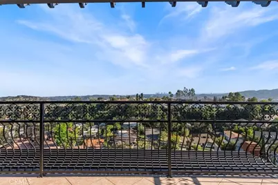 834 Moorside Drive, Glendale, CA 91207 - Photo 59