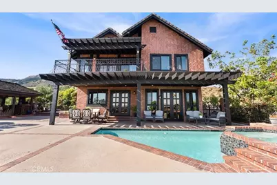 834 Moorside Drive, Glendale, CA 91207 - Photo 15
