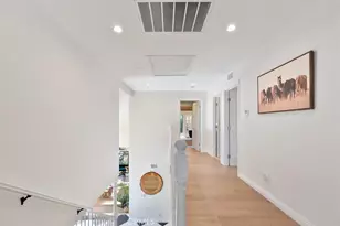 834 Moorside Dr, Glendale, CA 91207 - Photo 37