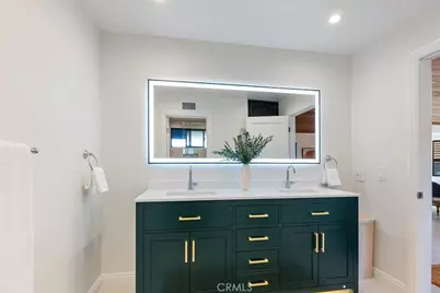 834 Moorside Drive, Glendale, CA 91207 - Photo 43
