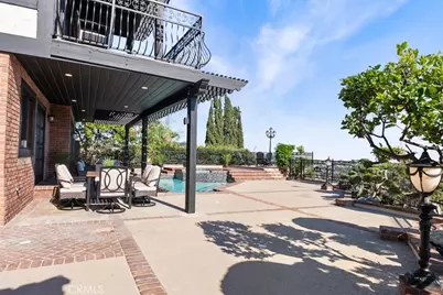834 Moorside Drive, Glendale, CA 91207 - Photo 11
