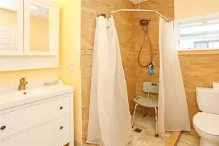 7521 /7523 Milwood, Canoga Park, CA 91303 - Photo 31