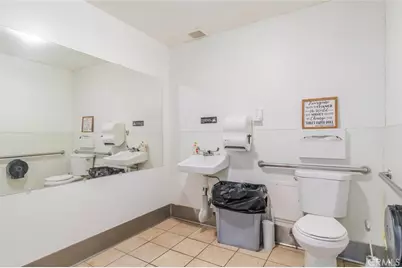 Saticoy Street, North Hollywood, CA 91605 - Photo 19