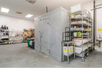 Saticoy Street, North Hollywood, CA 91605 - Photo 17