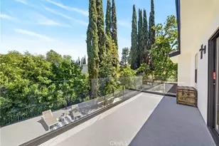 4946 Llano, Woodland Hills, CA 91364 - Photo 19