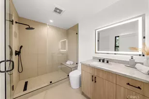 4946 Llano, Woodland Hills, CA 91364 - Photo 17