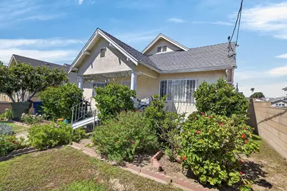 1307 N Kenmore Avenue, Los Angeles, CA 90027 - Photo 1